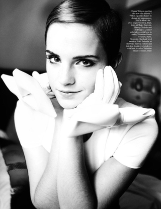 Illustration for article titled Emma Watson And Her Charming Haircut Break Ladymag Mold